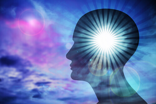 Głosy, których już nie słyszymy: Czy nasi przodkowie nie myśleli tak jak my?